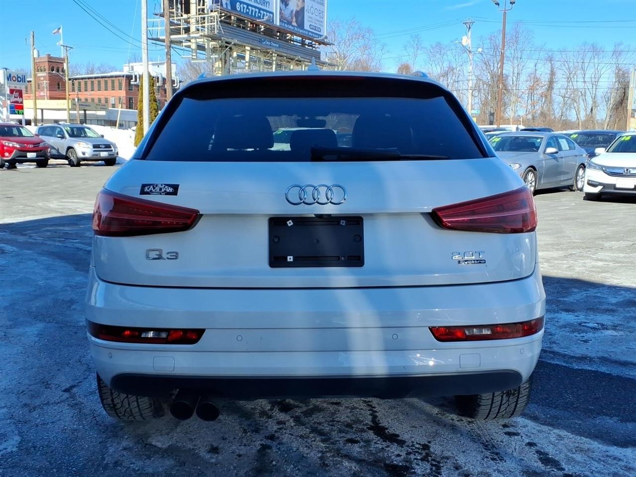 Audi Q3 2.0 TFSI Premium Plus quattro AWD 2017