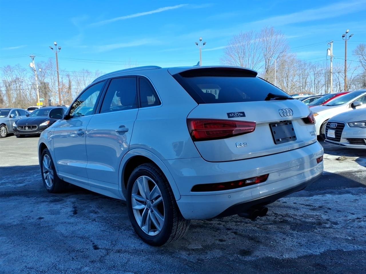 Audi Q3 2.0 TFSI Premium Plus quattro AWD 2017