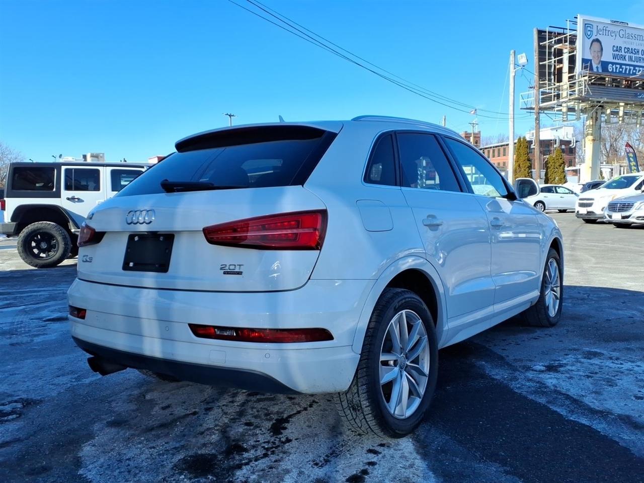 Audi Q3 2.0 TFSI Premium Plus quattro AWD 2017