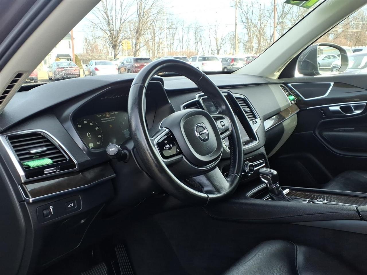 Volvo XC90  2018