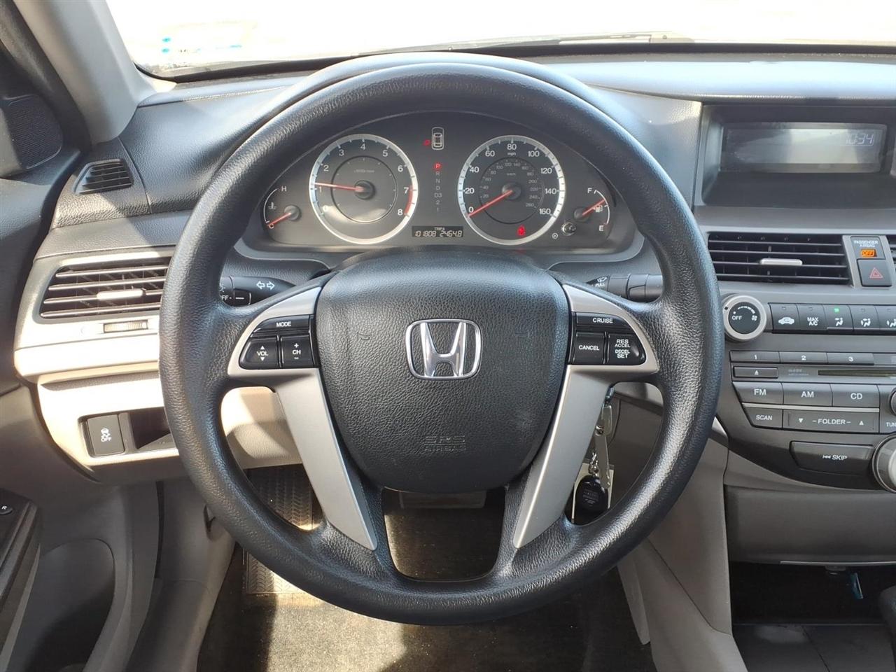 Honda Accord 4dr I4 Auto LX-P 2011