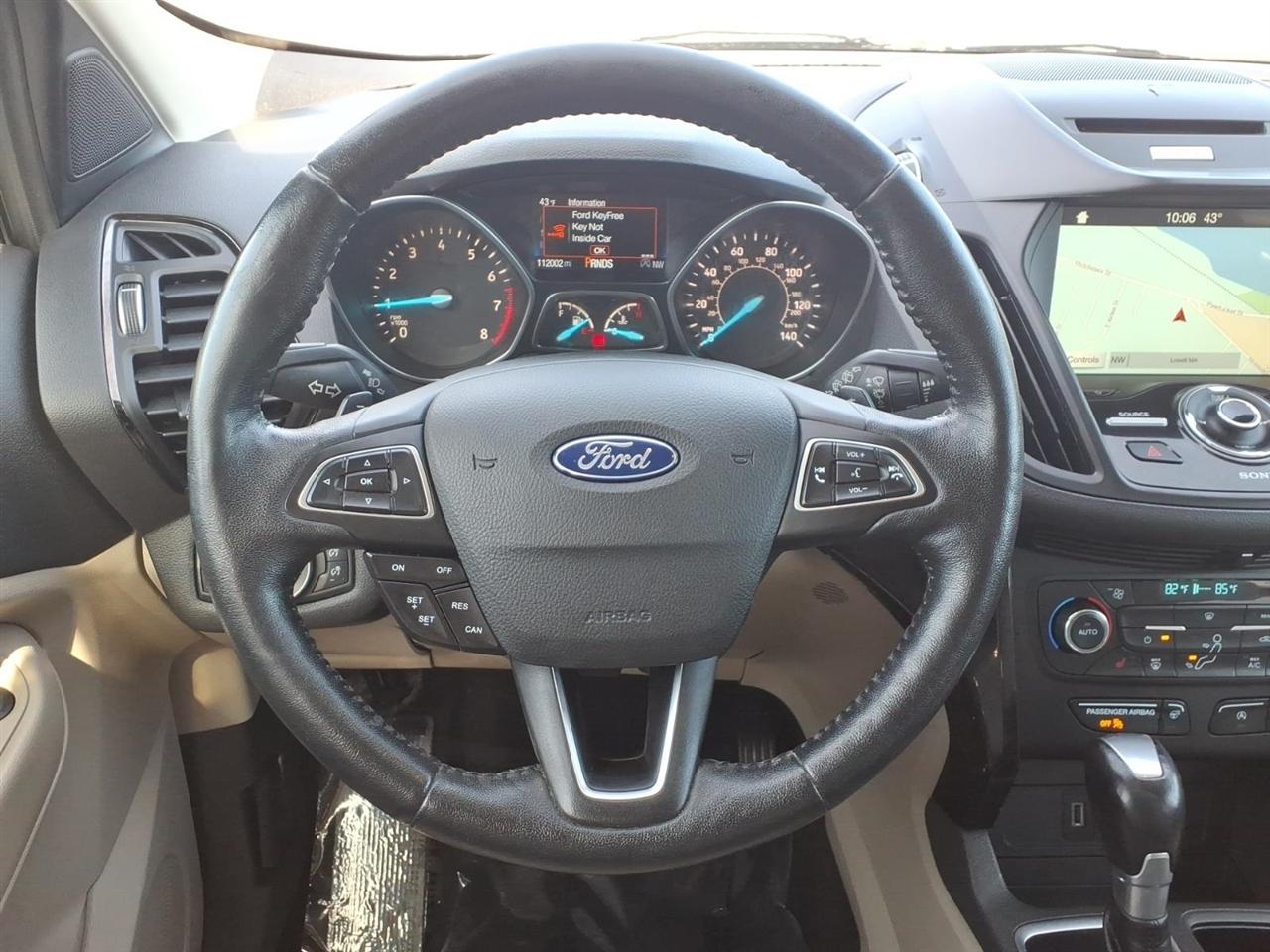 Ford Escape  2017