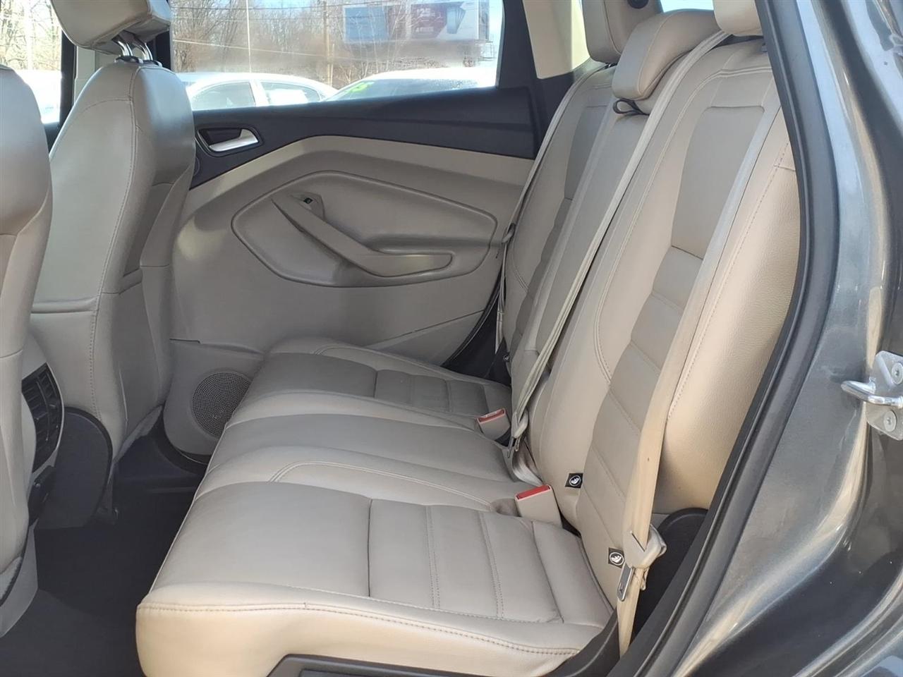 Ford Escape  2017
