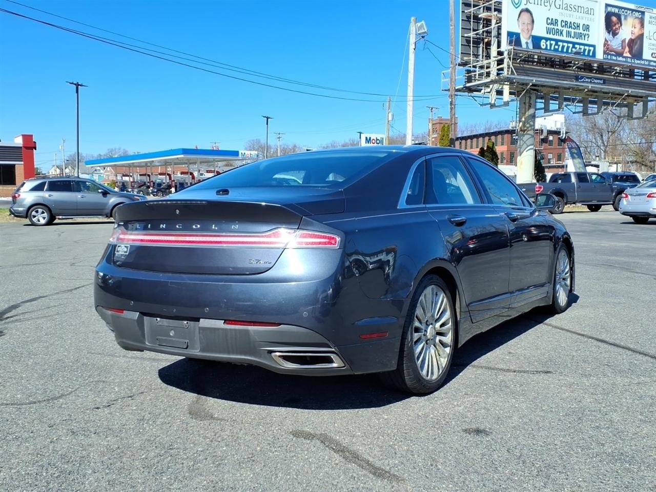 Lincoln MKZ  2014