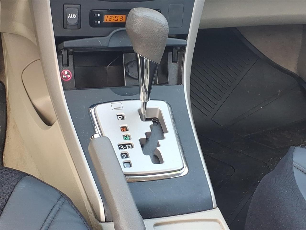 Toyota Corolla  2010