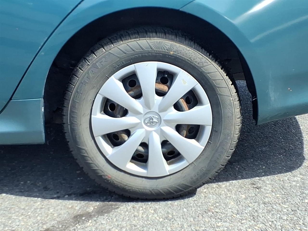 Toyota Corolla 4dr Sdn Auto LE (Natl) 2010