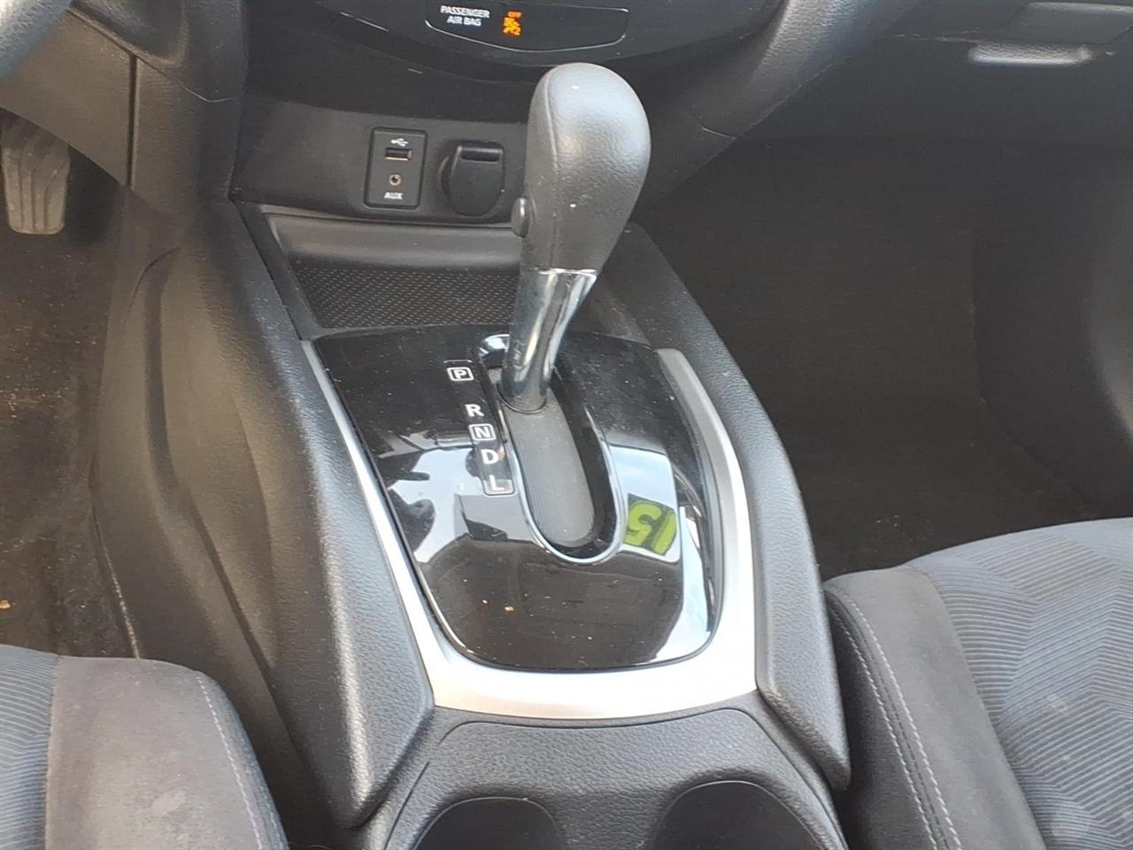 Nissan Rogue  2015