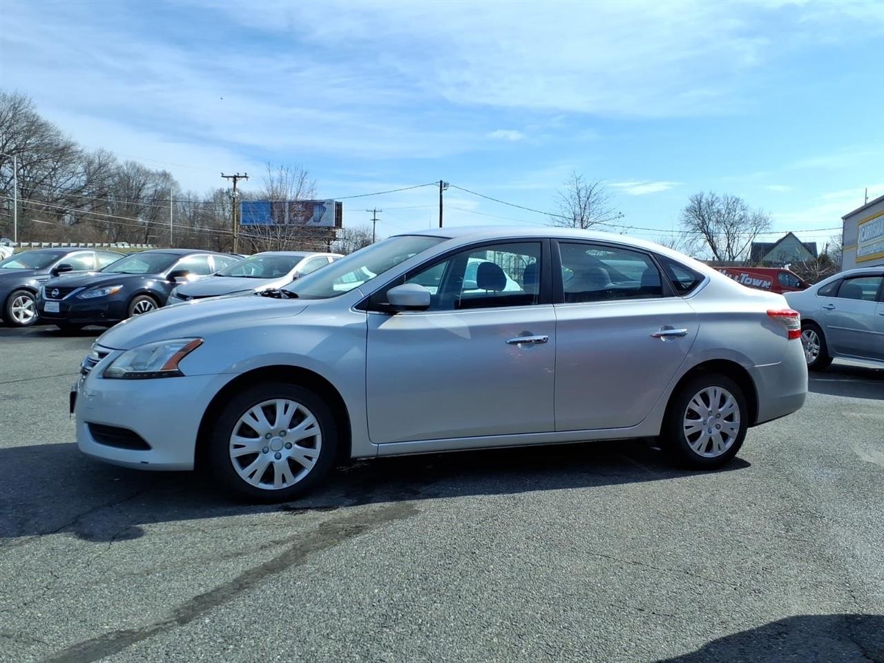 Nissan Sentra 4dr Sdn I4 CVT SV 2014