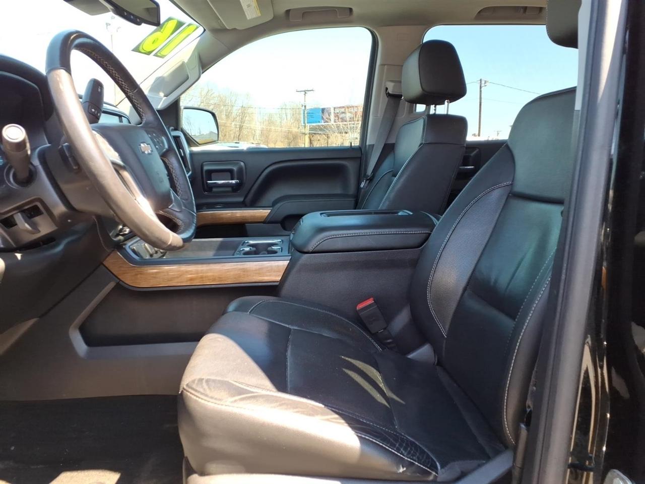 Chevrolet Silverado 1500 4WD Crew Cab 143.5" LTZ w/1LZ 2016