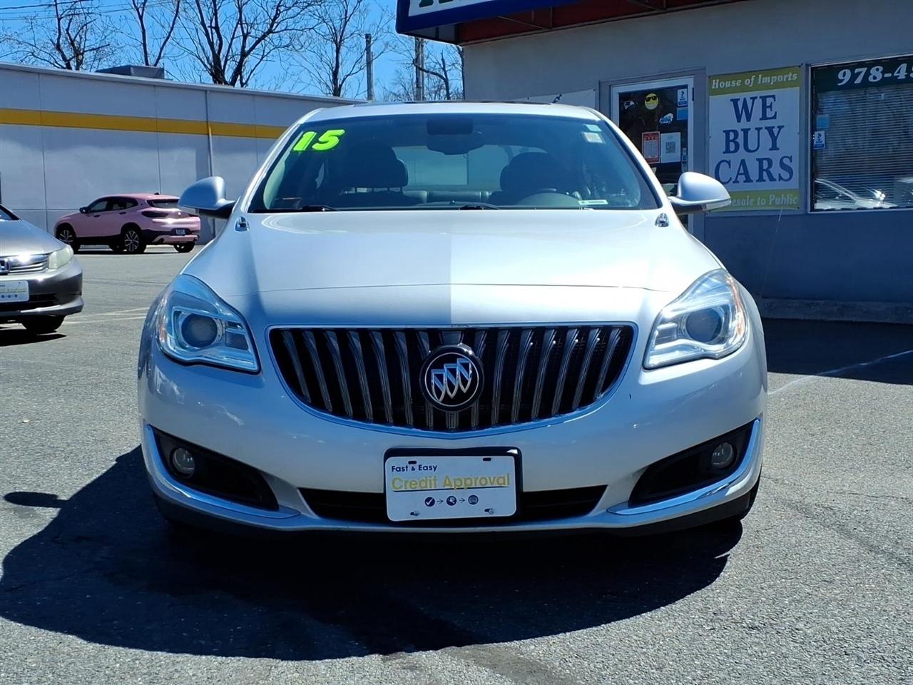 Buick Regal 4dr Sdn Premium I FWD 2015