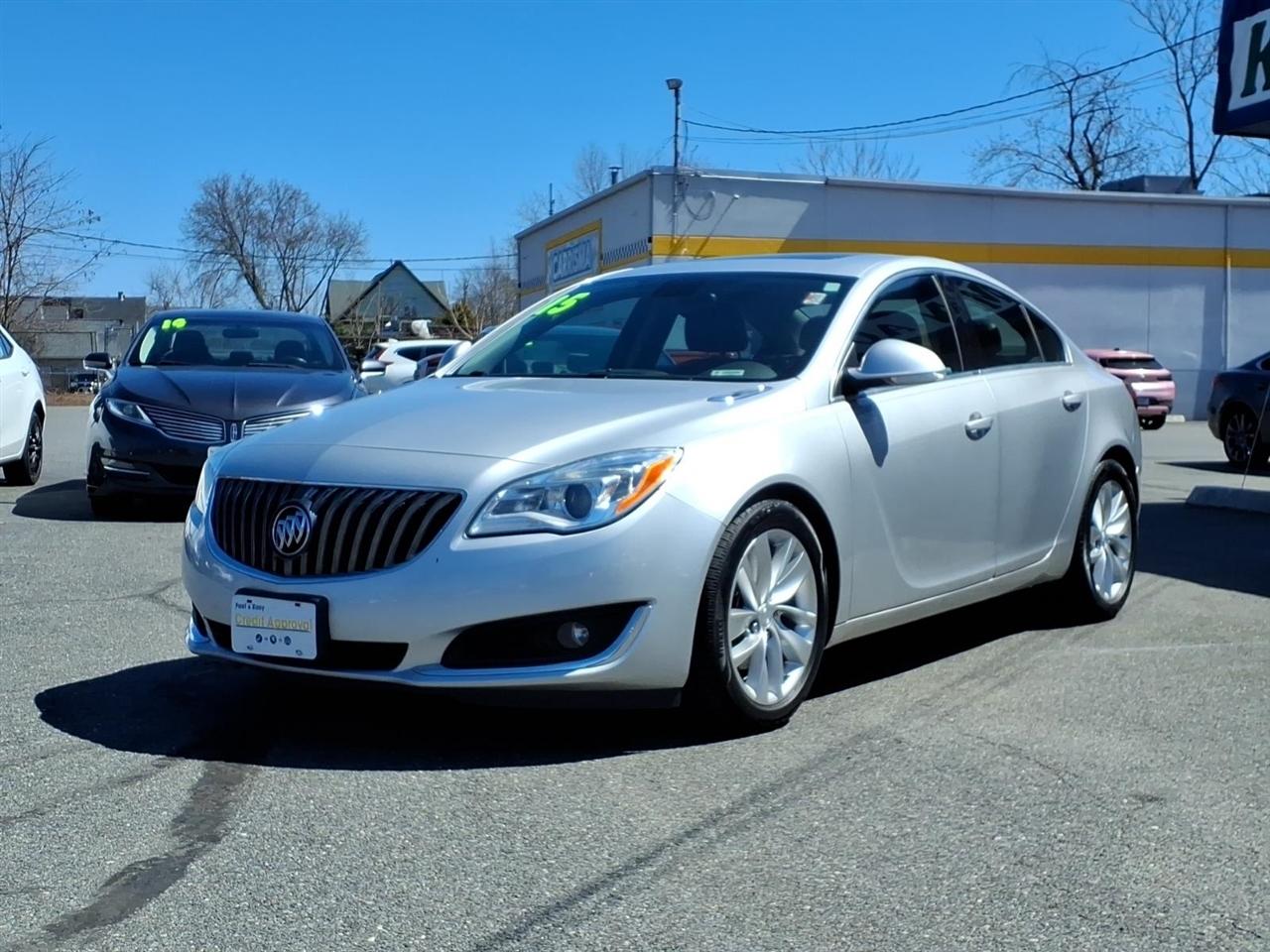 Buick Regal 4dr Sdn Premium I FWD 2015