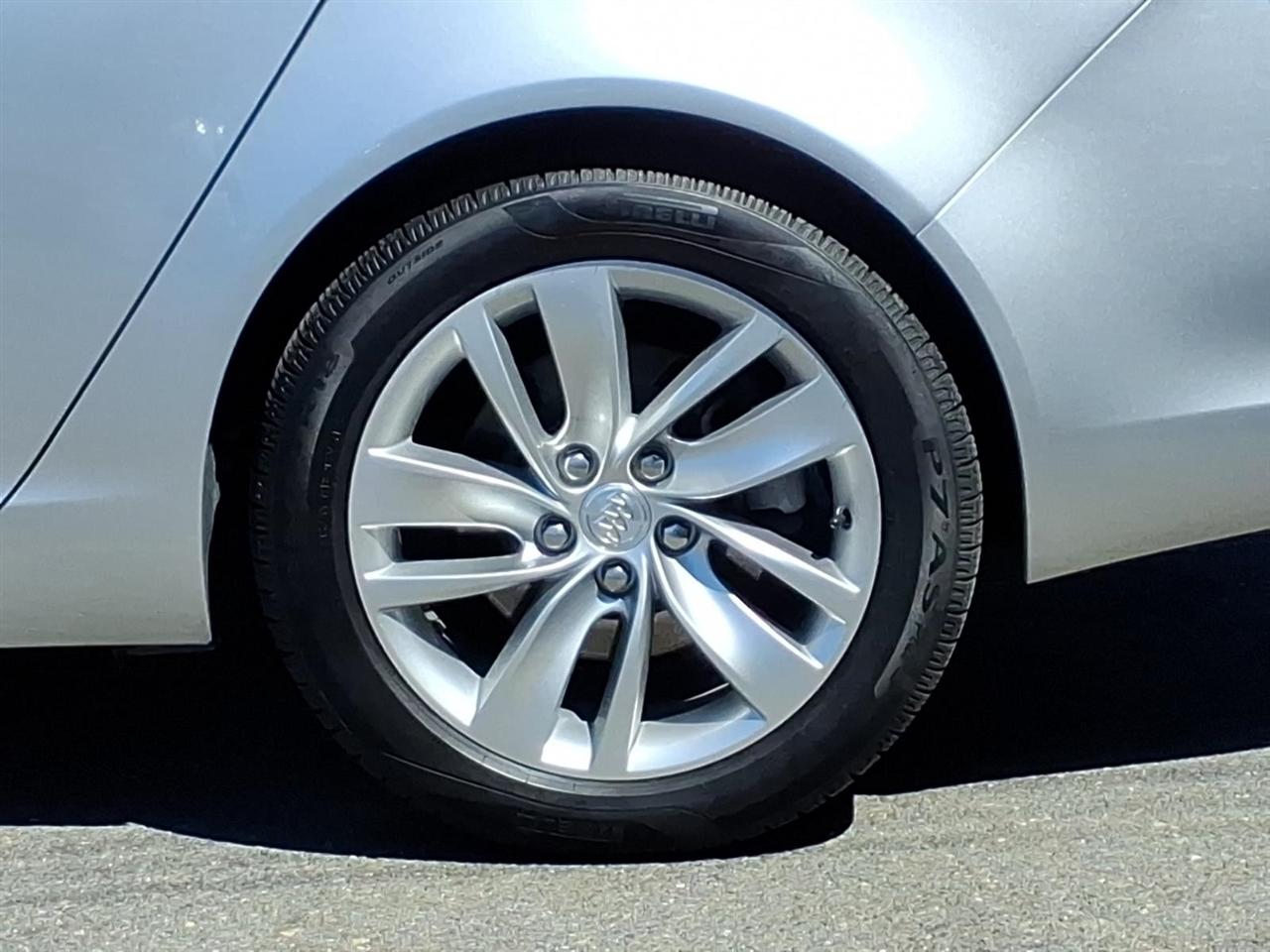 Buick Regal 4dr Sdn Premium I FWD 2015