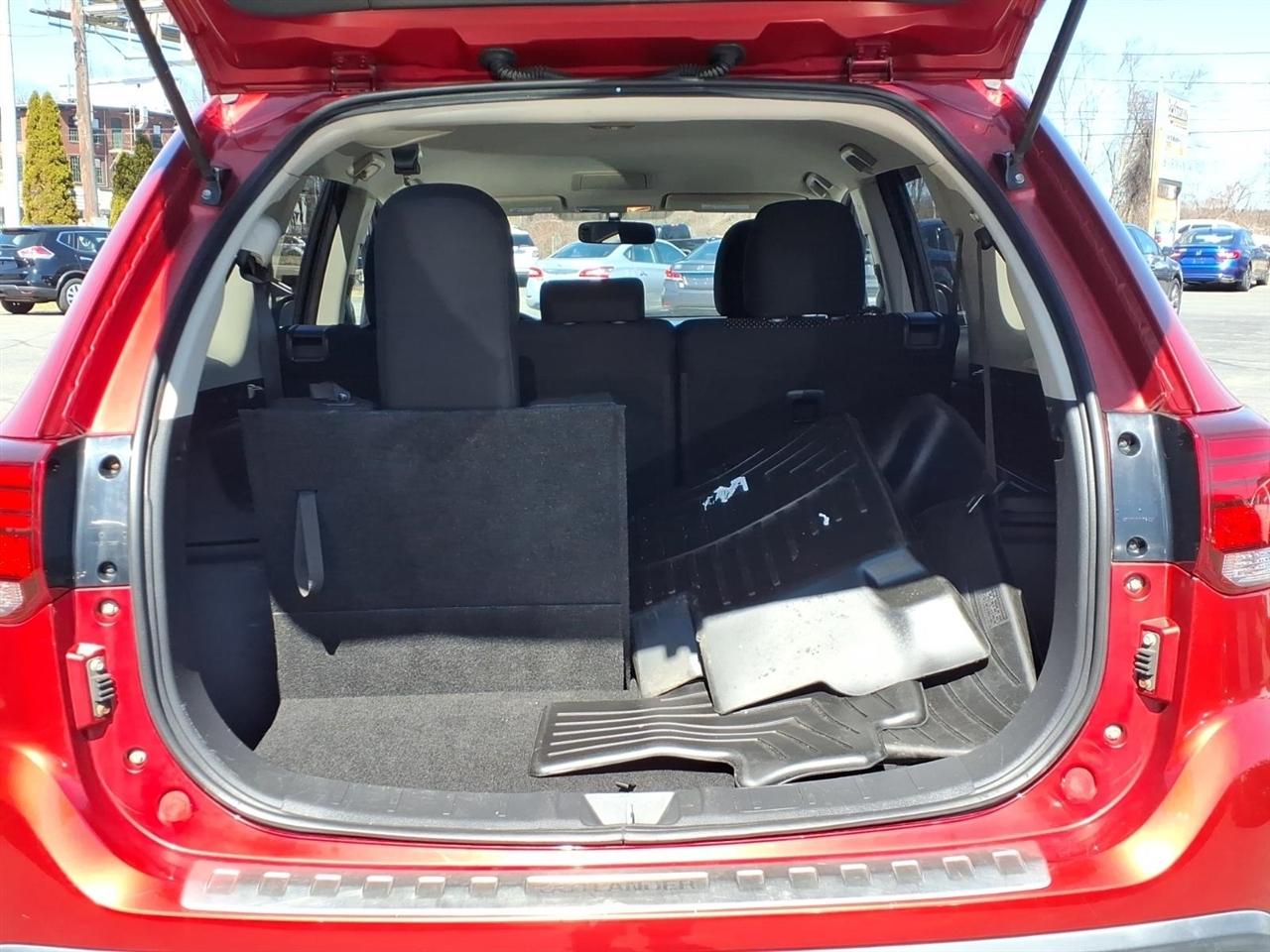 Mitsubishi Outlander  2016