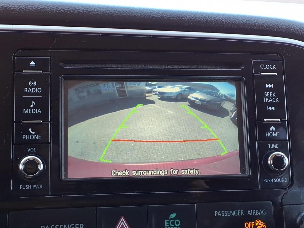 Mitsubishi Outlander  2016