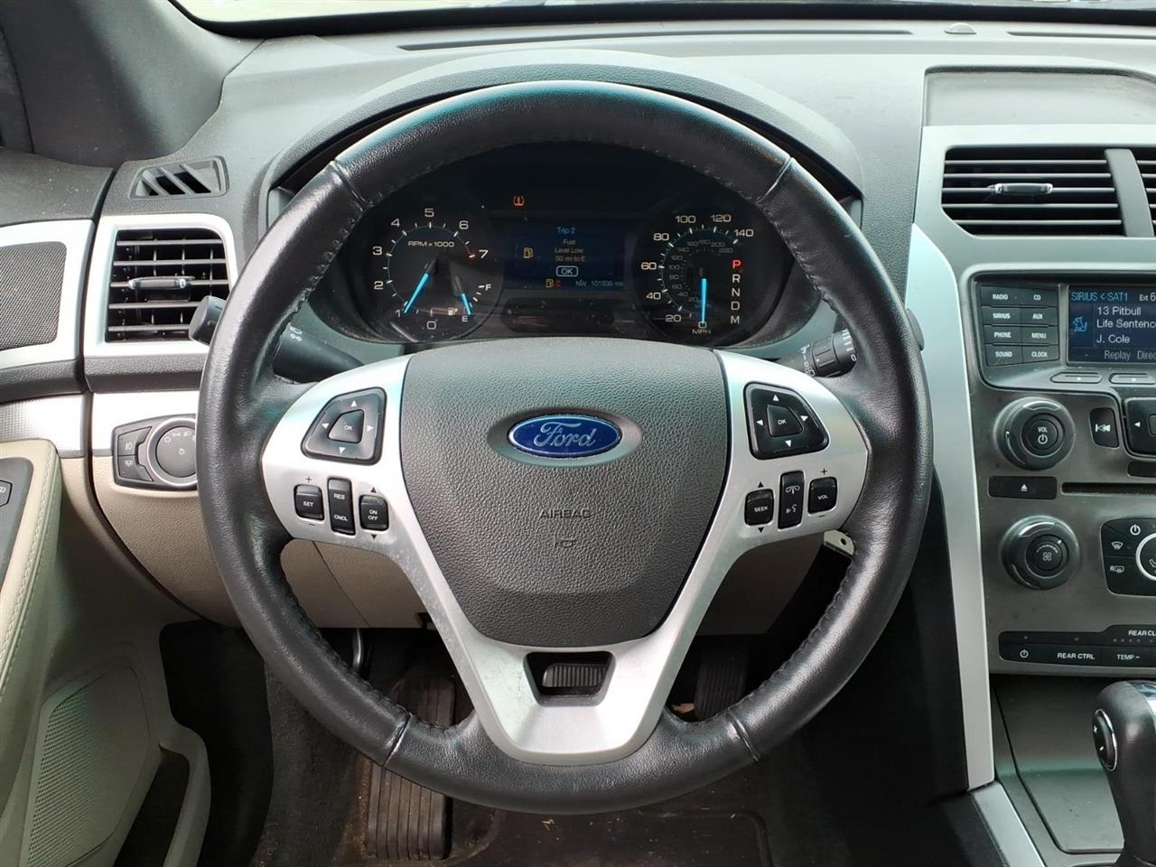 Ford Explorer  2012