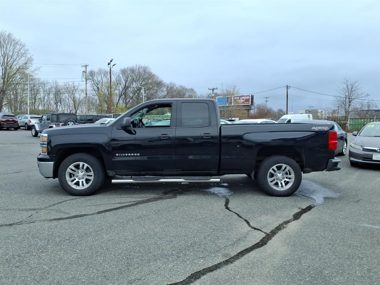 Chevrolet Silverado 1500 4WD Double Cab 143.5" LT w/1LT 2014