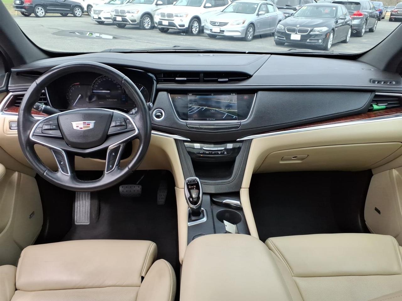 2017 Cadillac XT5 Luxury - Photo 17