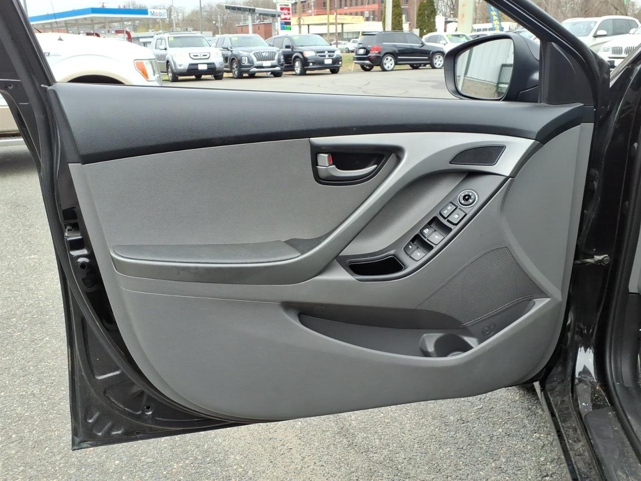 Hyundai Elantra 4dr Sdn Auto SE (Ulsan Plant) 2016