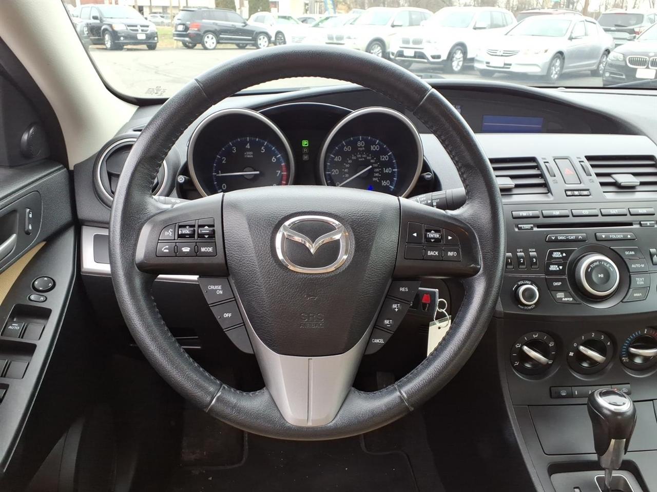 Mazda MAZDA3  2012