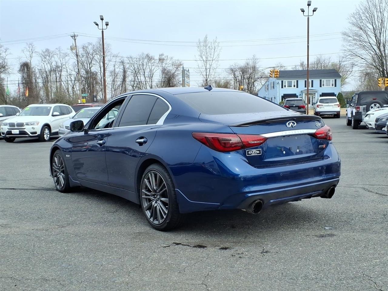 Infiniti Q50 Red Sport 400 AWD 2018
