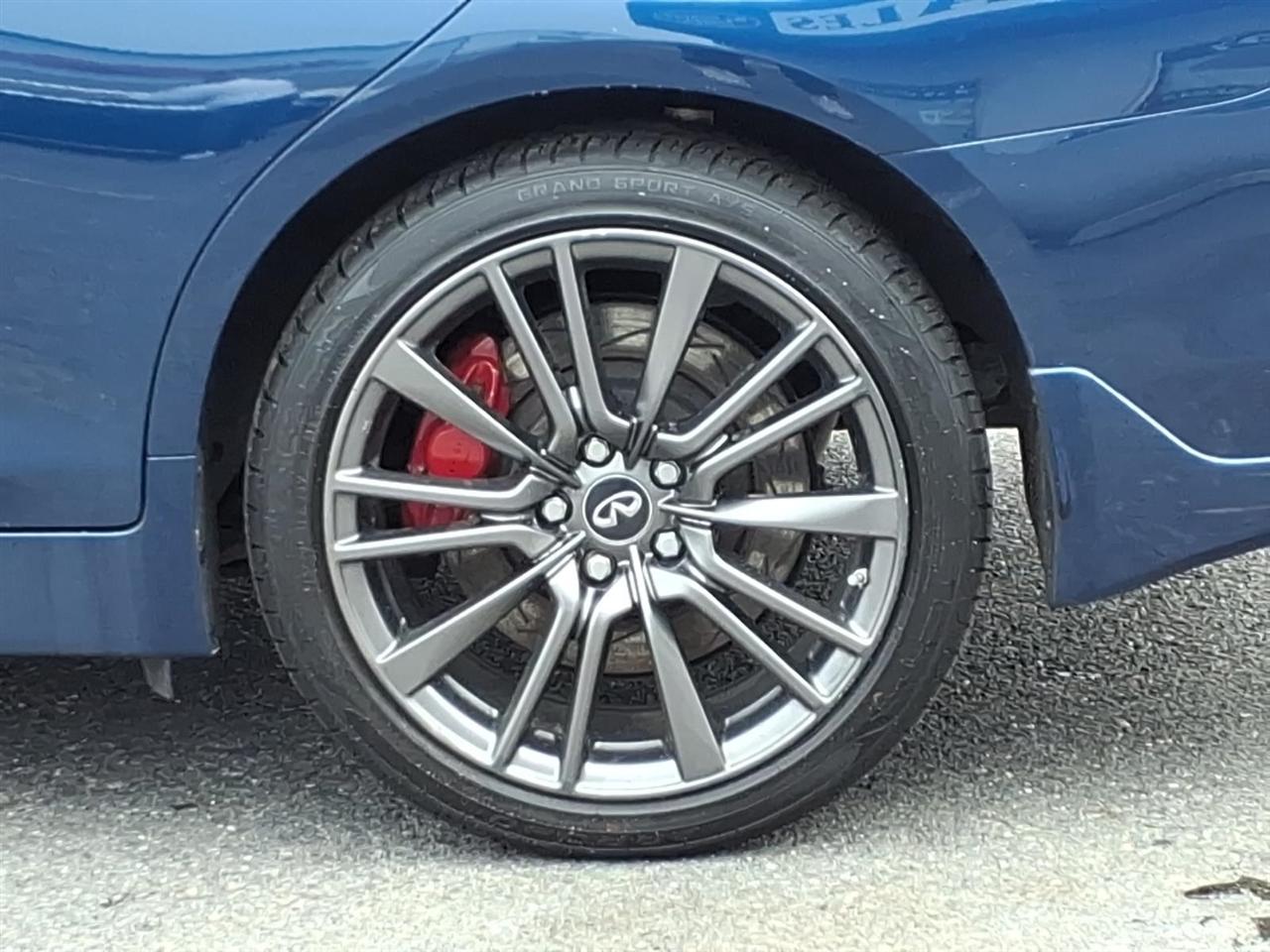 Infiniti Q50 Red Sport 400 AWD 2018