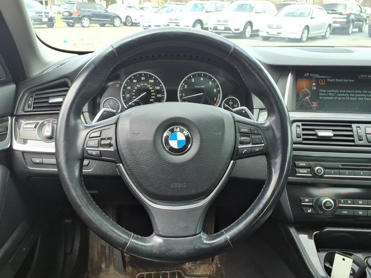 BMW 5-Series  2016