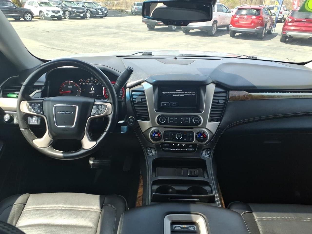 GMC Yukon Denali  2016