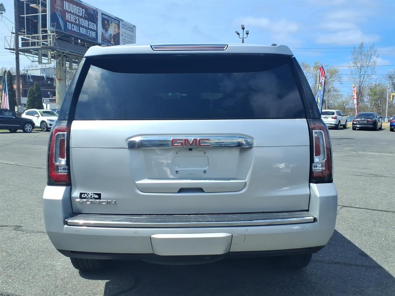 GMC Yukon Denali 4WD 4dr Denali 2016