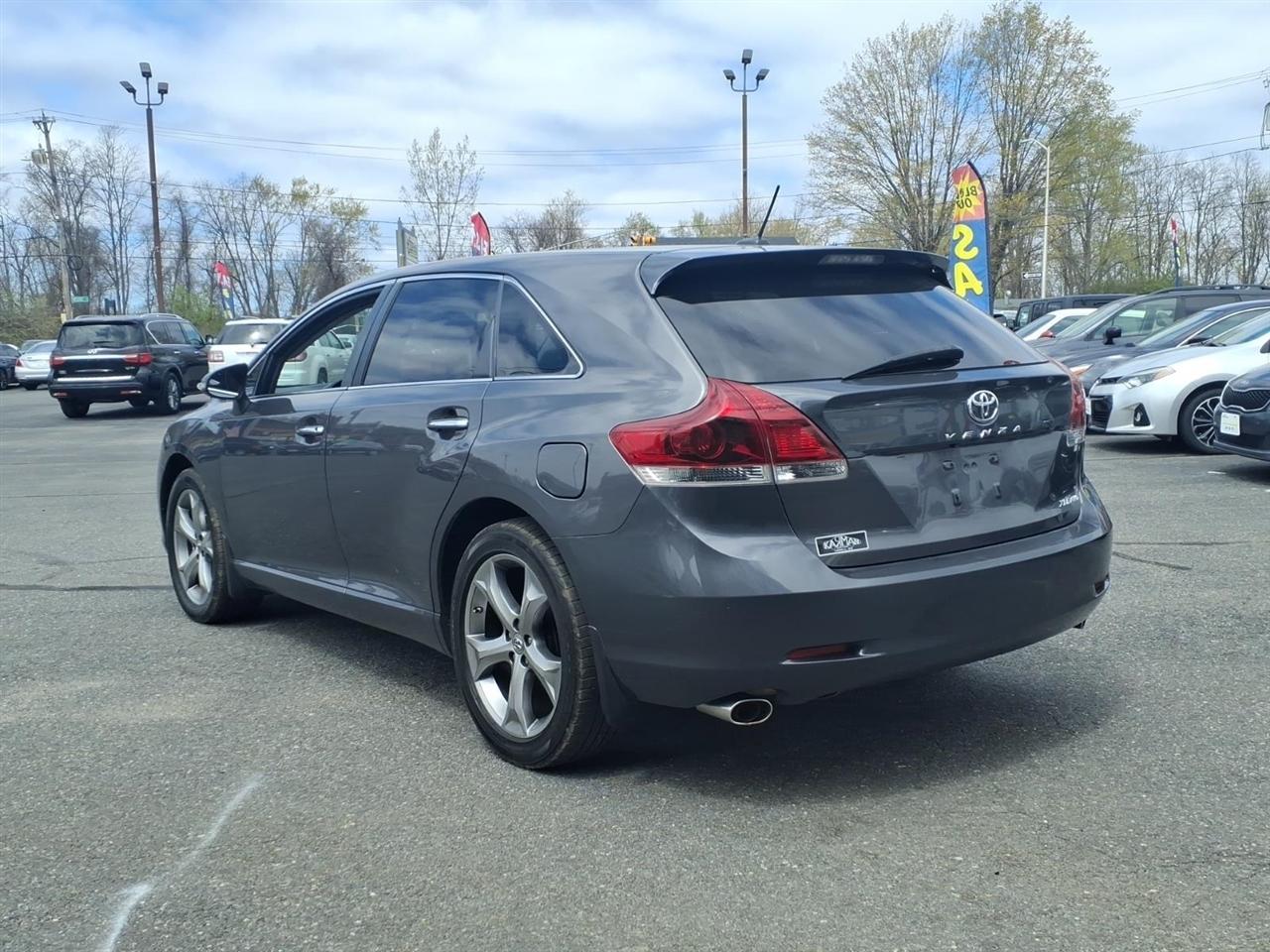 Toyota Venza  2014