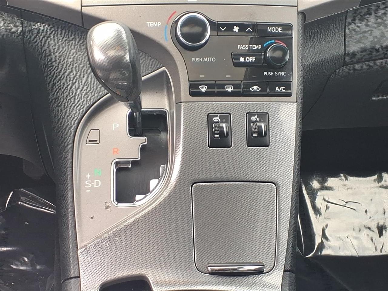 Toyota Venza  2014