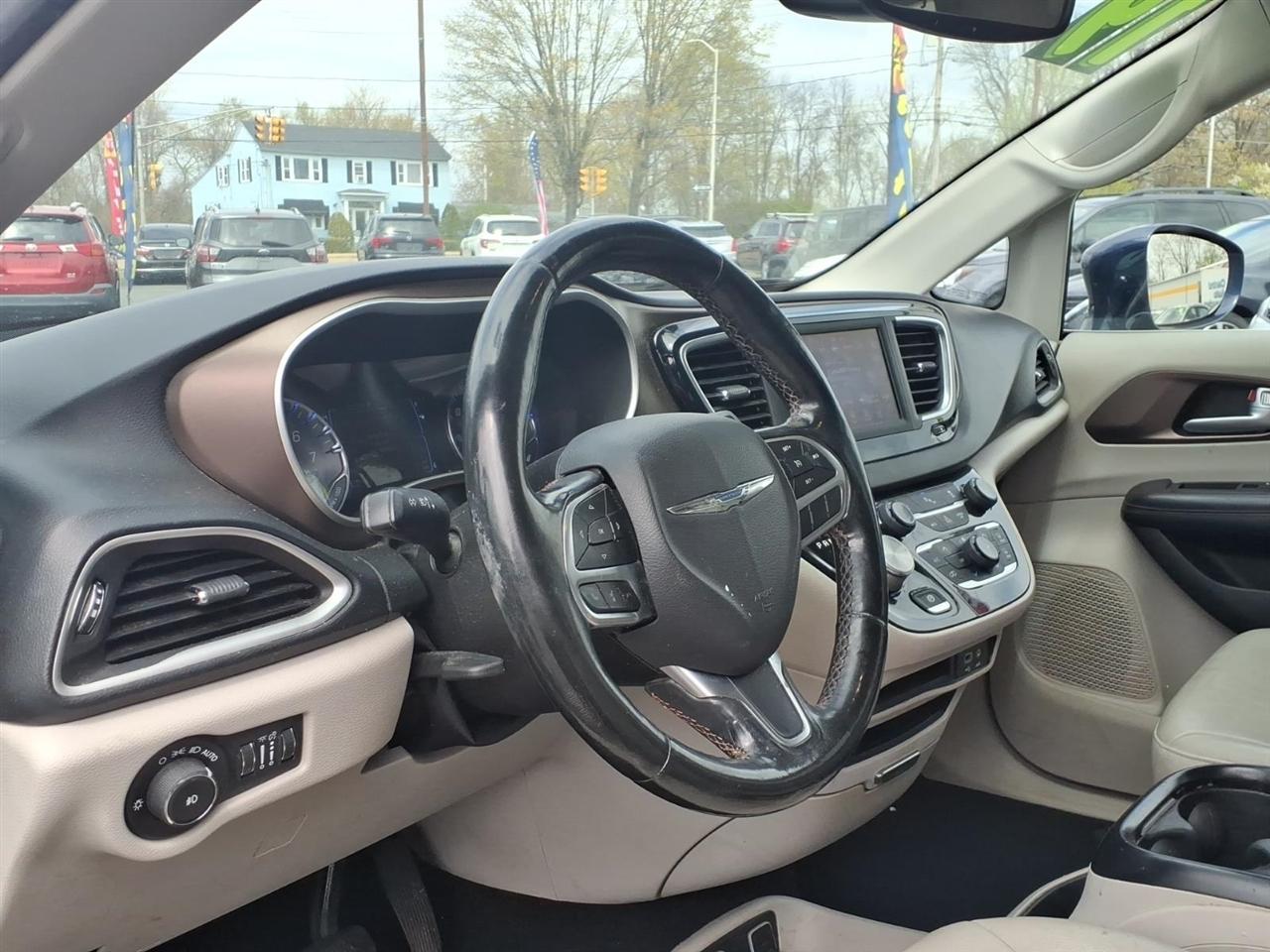 Chrysler Pacifica  2019