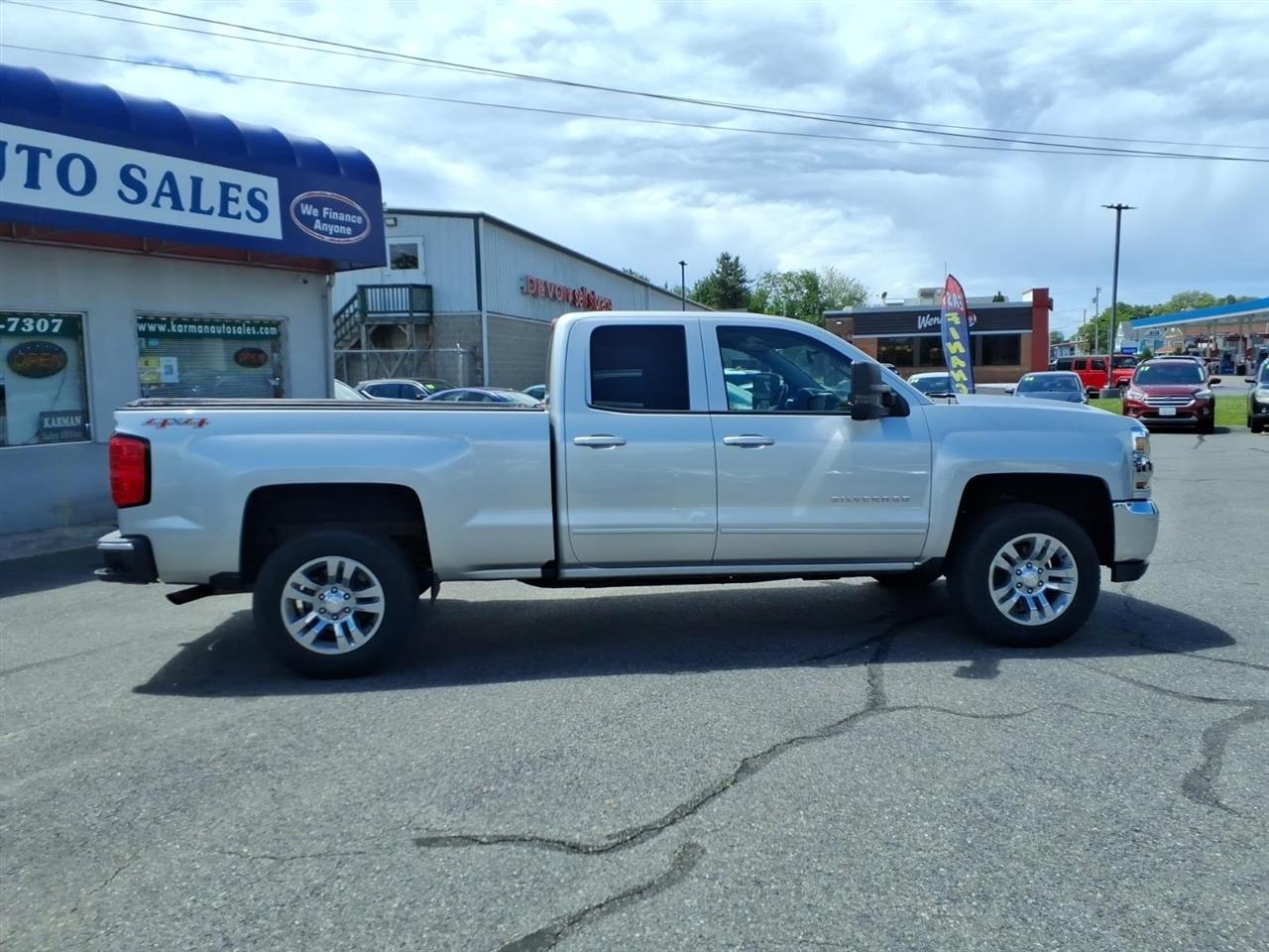Chevrolet Silverado 1500 4WD Double Cab 143.5" LT w/1LT 2017