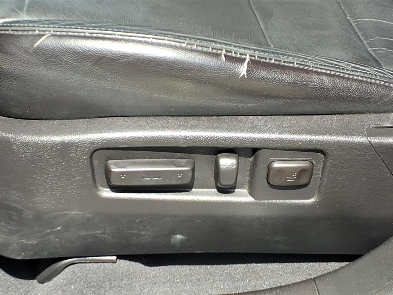 Acura MDX  2012
