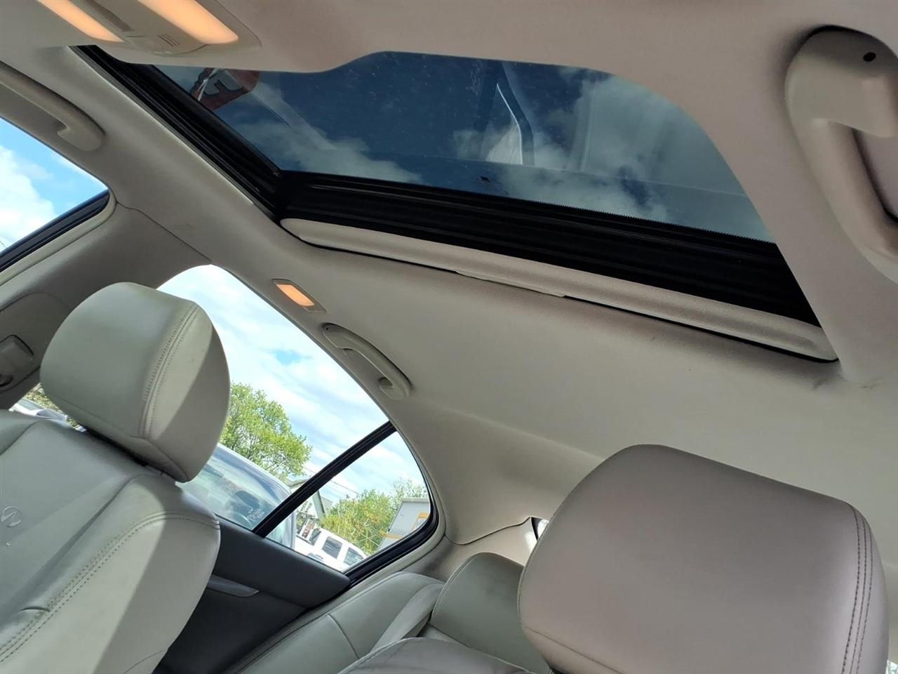 Infiniti G Sedan  2012