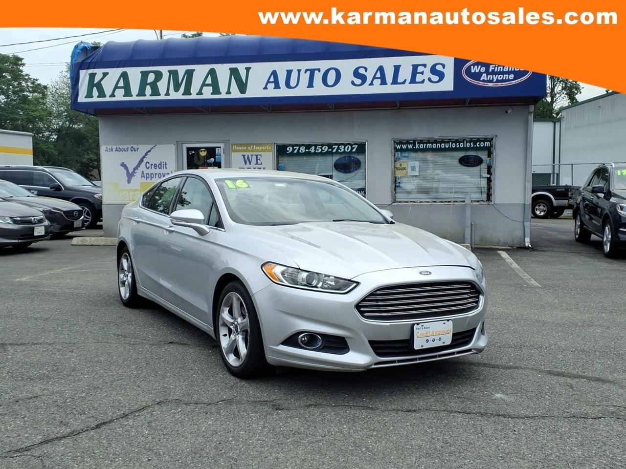 2016 Ford Fusion 4dr Sdn SE FWD