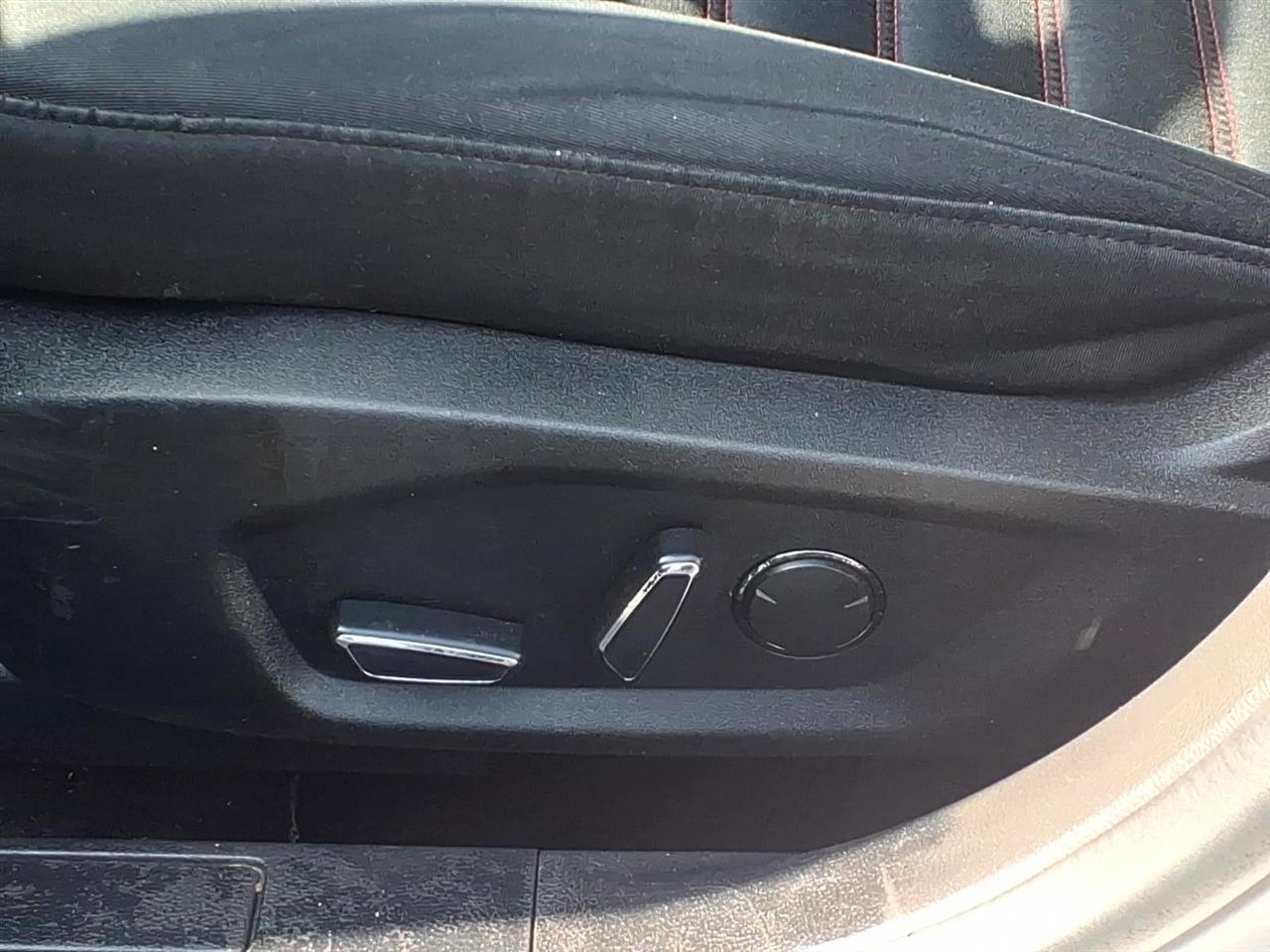 Ford Fusion 4dr Sdn SE FWD 2016