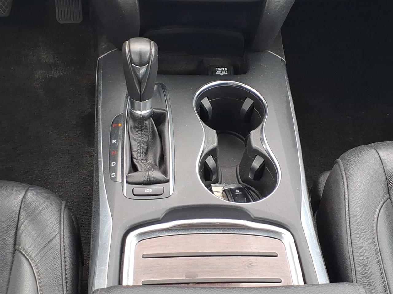 Acura MDX SH-AWD 4dr Tech Pkg 2015