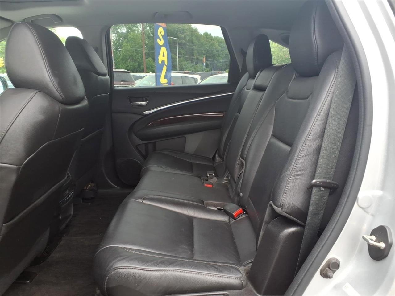 Acura MDX SH-AWD 4dr Tech Pkg 2015