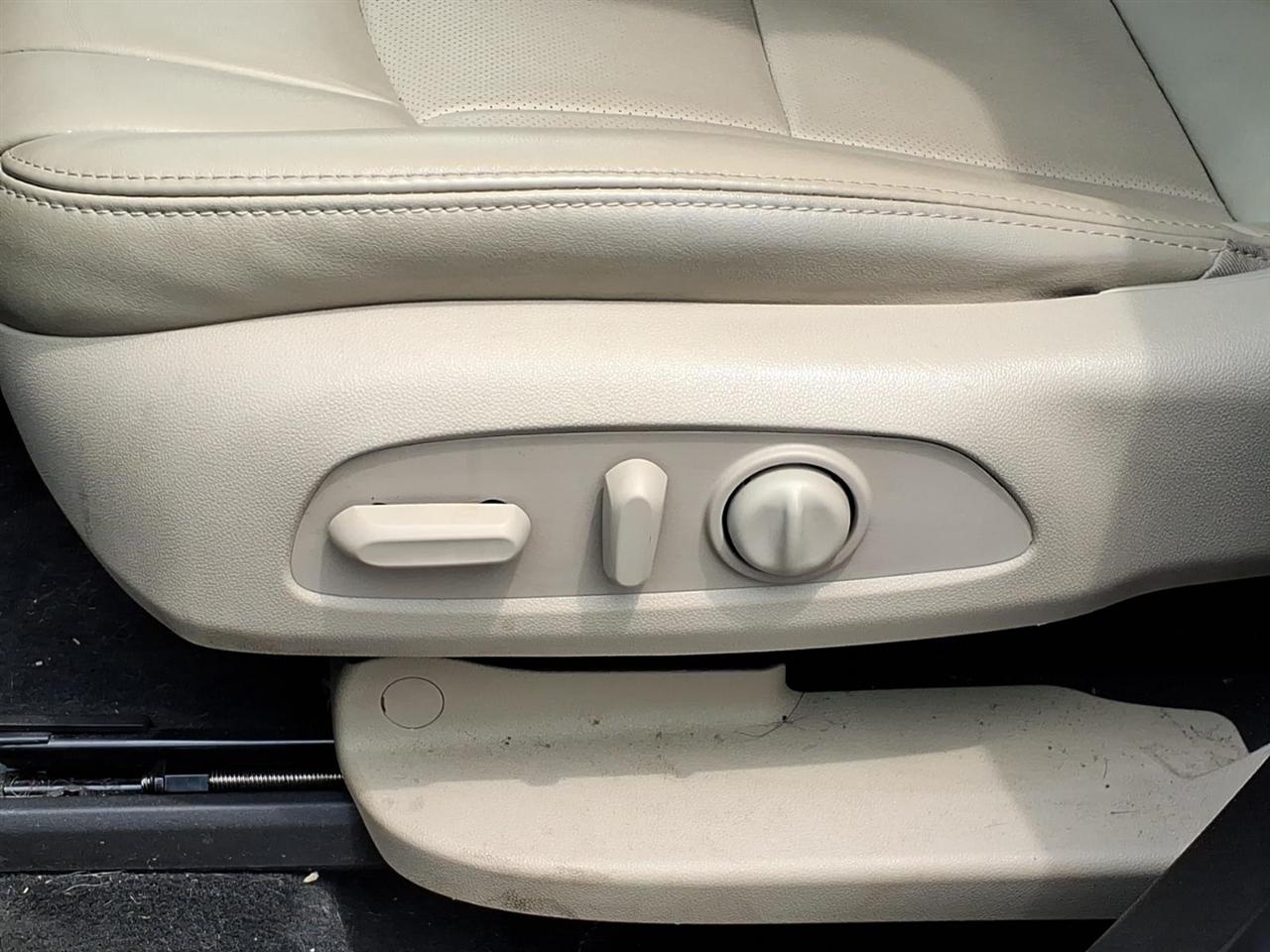 Buick Enclave AWD 4dr Essence 2019