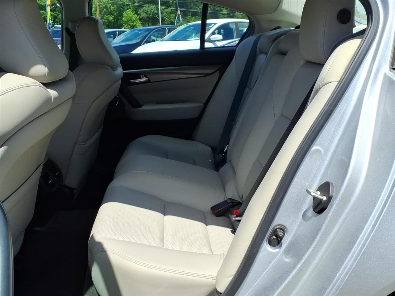Acura TL 4dr Sdn Auto SH-AWD Tech 2013