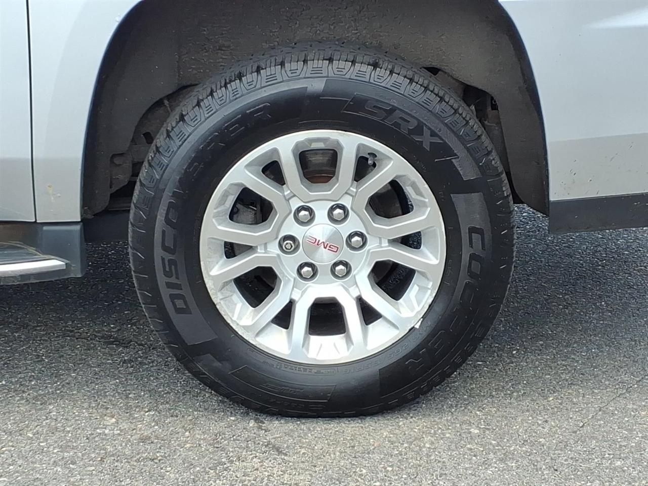 GMC Yukon XL 4WD 4dr SLT 2016