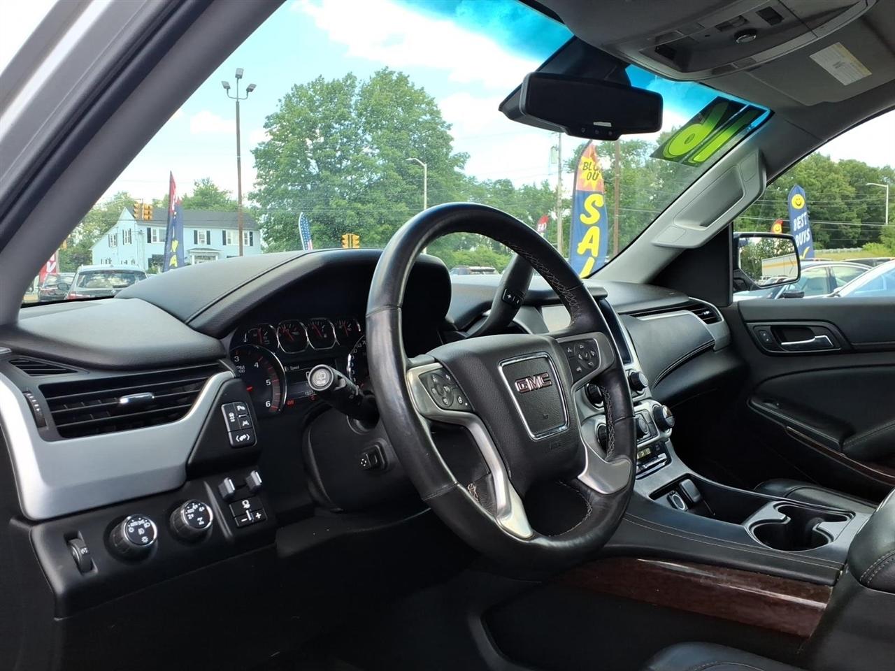 GMC Yukon XL 4WD 4dr SLT 2016