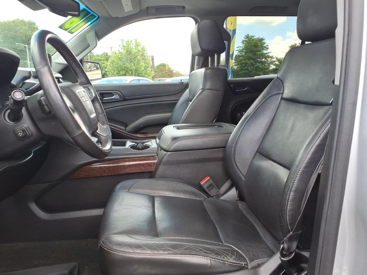 GMC Yukon XL 4WD 4dr SLT 2016