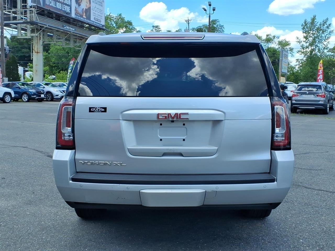 GMC Yukon XL 4WD 4dr SLT 2016