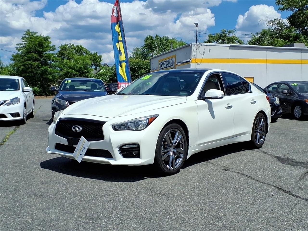 Infiniti Q50 4dr Sdn 2.0t Premium RWD 2016