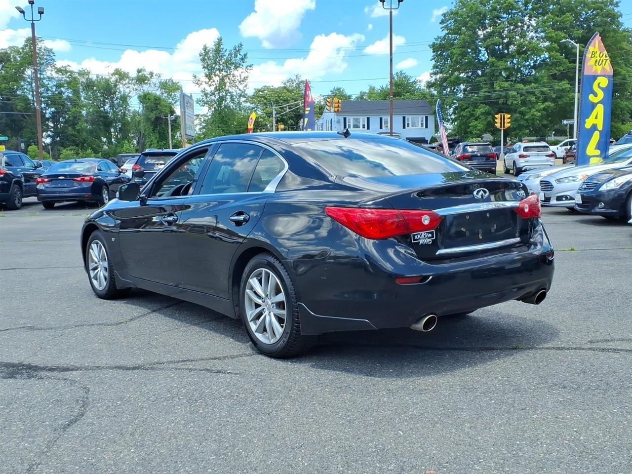 Infiniti Q50 4dr Sdn Premium AWD 2015