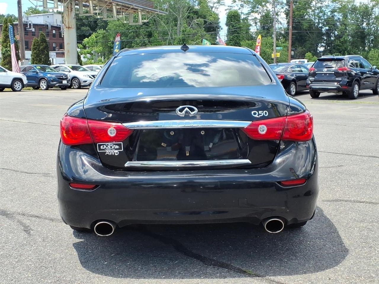 Infiniti Q50 4dr Sdn Premium AWD 2015