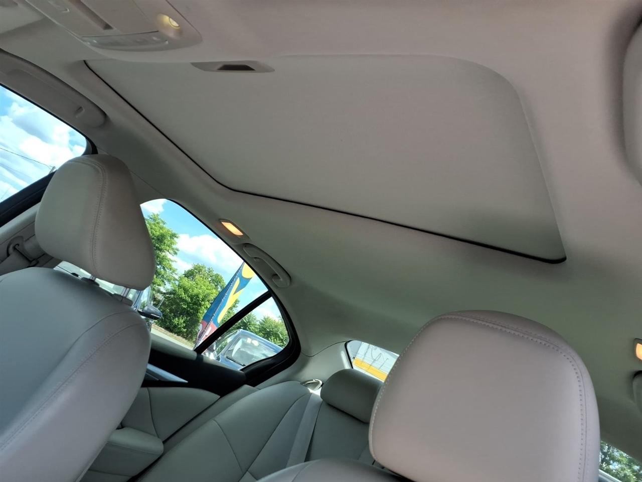 Infiniti Q50 4dr Sdn Premium AWD 2015