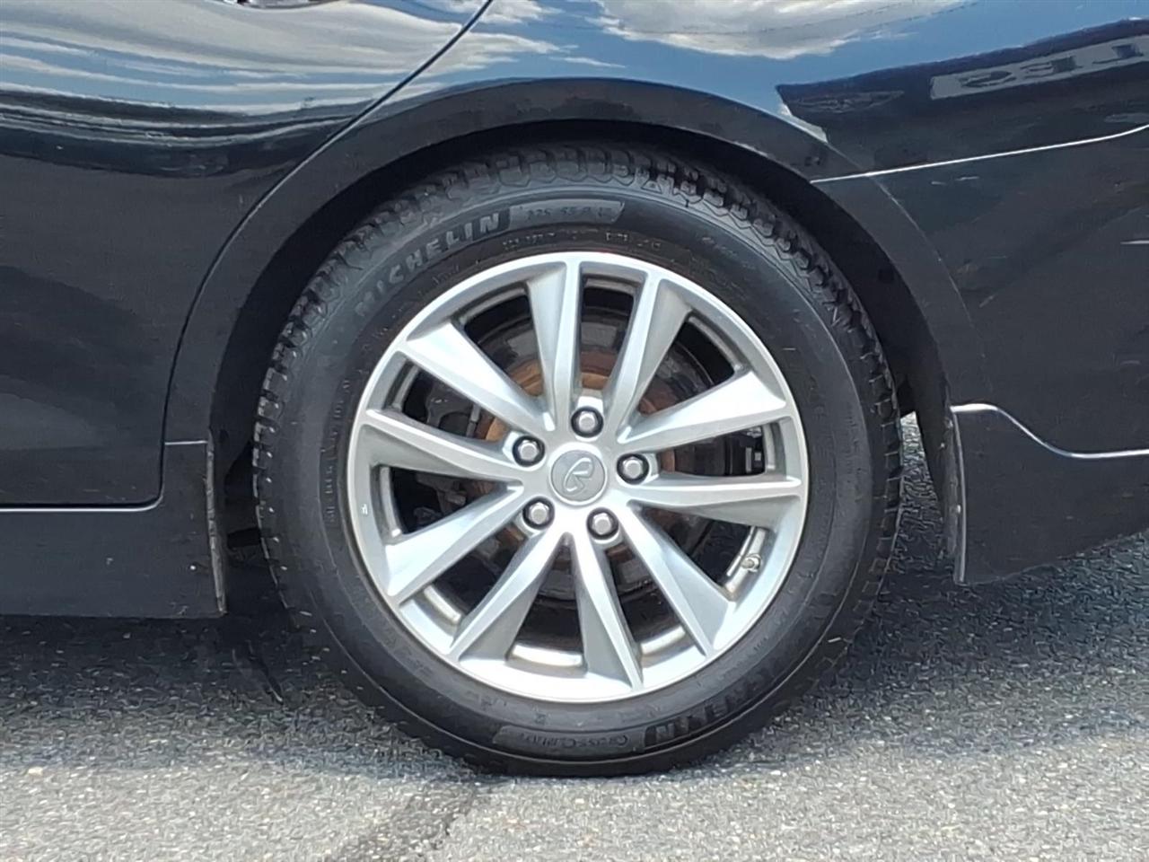 Infiniti Q50 4dr Sdn Premium AWD 2015
