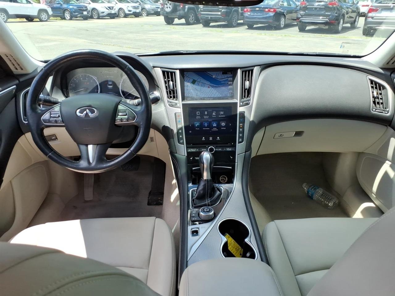Infiniti Q50 4dr Sdn Premium AWD 2015
